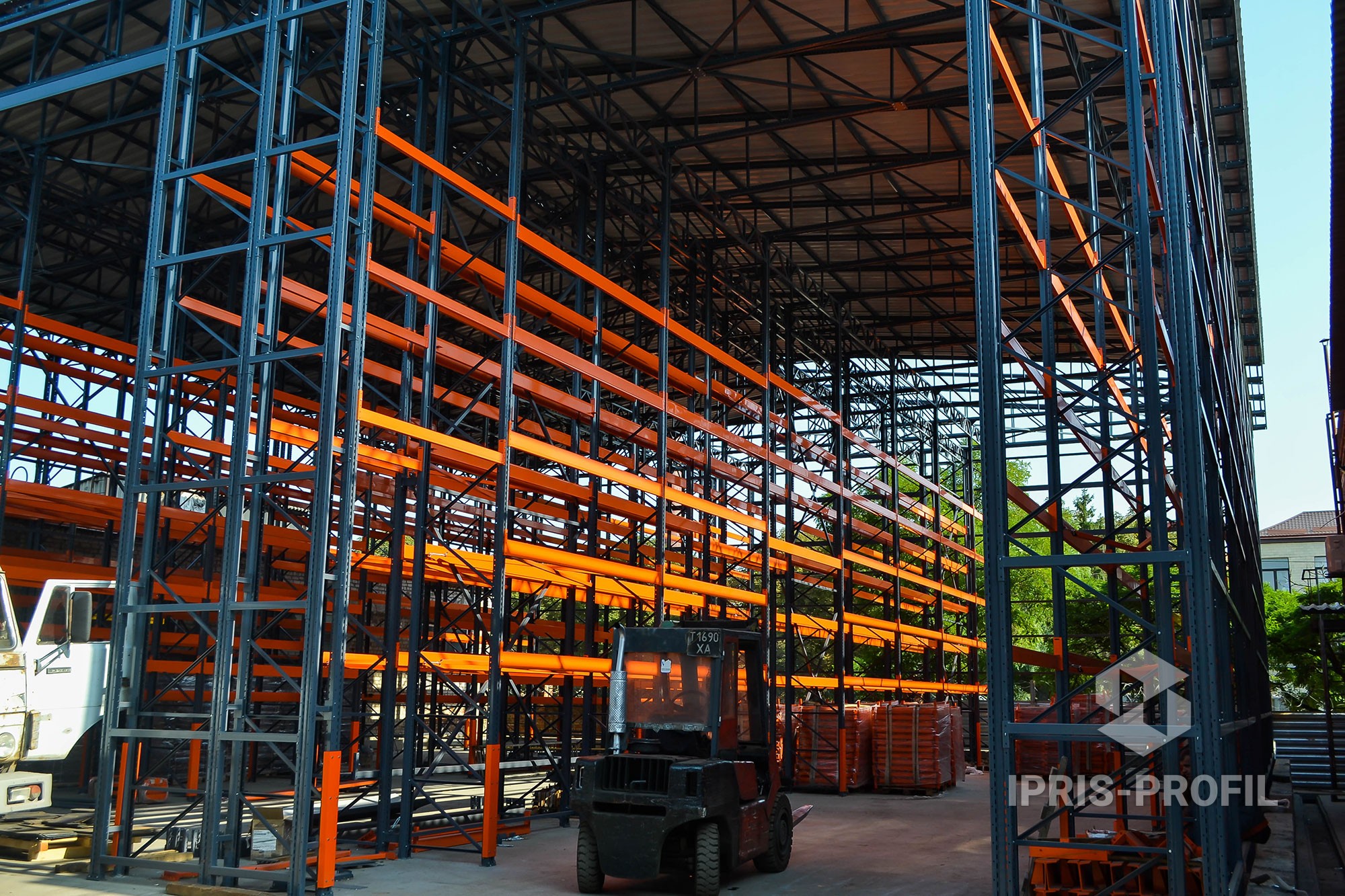 SELF-SUPPORTING-WAREHOUSES_3